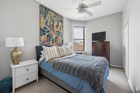 Tiny photo for 1945 N Sheffield Avenue #303, Chicago, IL 60614 (MLS # 12617503)