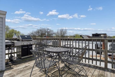 Tiny photo for 1945 N Sheffield Avenue #303, Chicago, IL 60614 (MLS # 12617503)