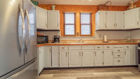 Tiny photo for 13334 S Houston Avenue, Chicago, IL 60633 (MLS # 12478674)