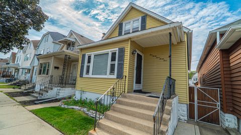 Tiny photo for 13334 S Houston Avenue, Chicago, IL 60633 (MLS # 12478674)