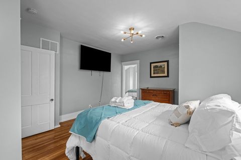 Tiny photo for 1200 E 9th Street, Davenport, IA 52803 (MLS # 12594005)