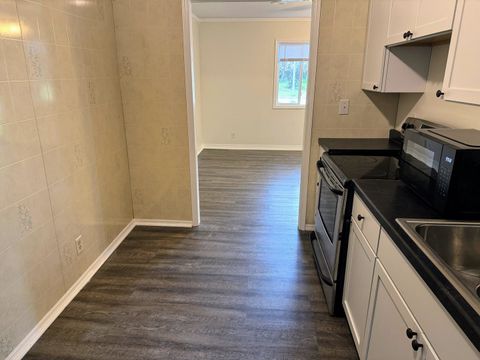 Tiny photo for 902 E Florida Avenue, Urbana, IL 61801 (MLS # 12454110)