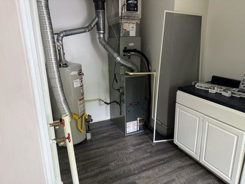 Tiny photo for 902 E Florida Avenue, Urbana, IL 61801 (MLS # 12454110)