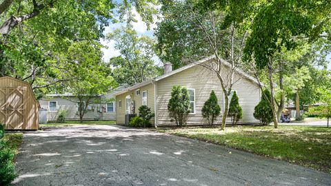 Tiny photo for 902 E Florida Avenue, Urbana, IL 61801 (MLS # 12454110)