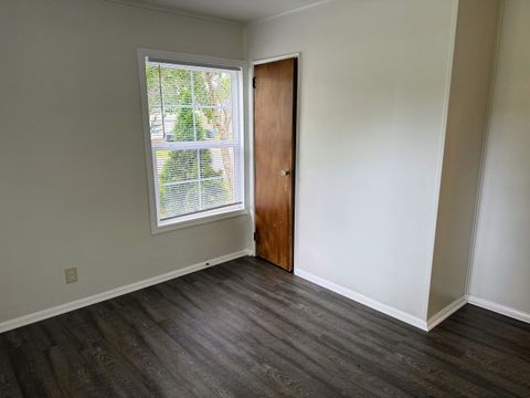Tiny photo for 902 E Florida Avenue, Urbana, IL 61801 (MLS # 12454110)