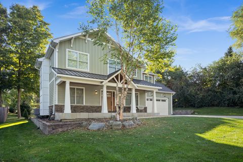 Tiny photo for 694 Hart Road, Batavia, IL 60510 (MLS # 12547300)