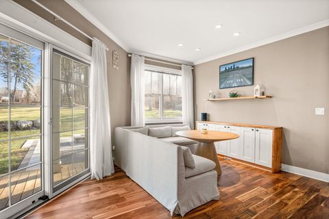 Tiny photo for 694 Hart Road, Batavia, IL 60510 (MLS # 12547300)