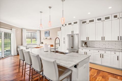 Tiny photo for 694 Hart Road, Batavia, IL 60510 (MLS # 12547300)