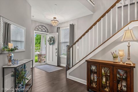 Tiny photo for 520 Pershing Court, Barrington, IL 60010 (MLS # 12671074)