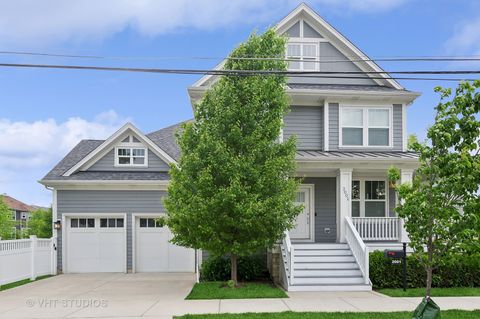 A home in Park Ridge