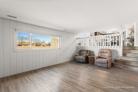 Tiny photo for 19121 Roy Street, Lansing, IL 60438 (MLS # 12574618)