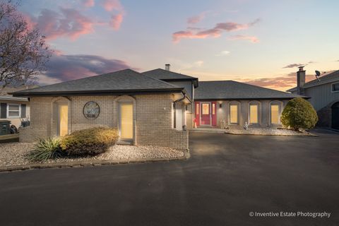 19121 Roy Street Lansing IL 60438