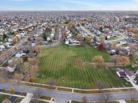 Tiny photo for 1340 Nantucket Court, Carol Stream, IL 60188 (MLS # 12520688)