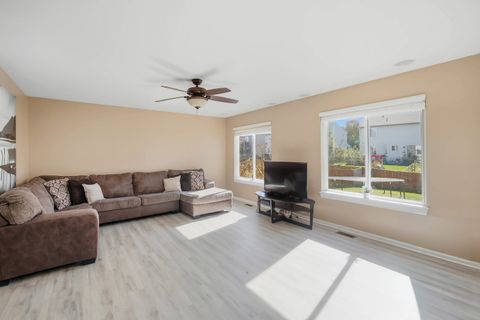 Tiny photo for 395 Brookhaven Trail, Pingree Grove, IL 60140 (MLS # 12493227)