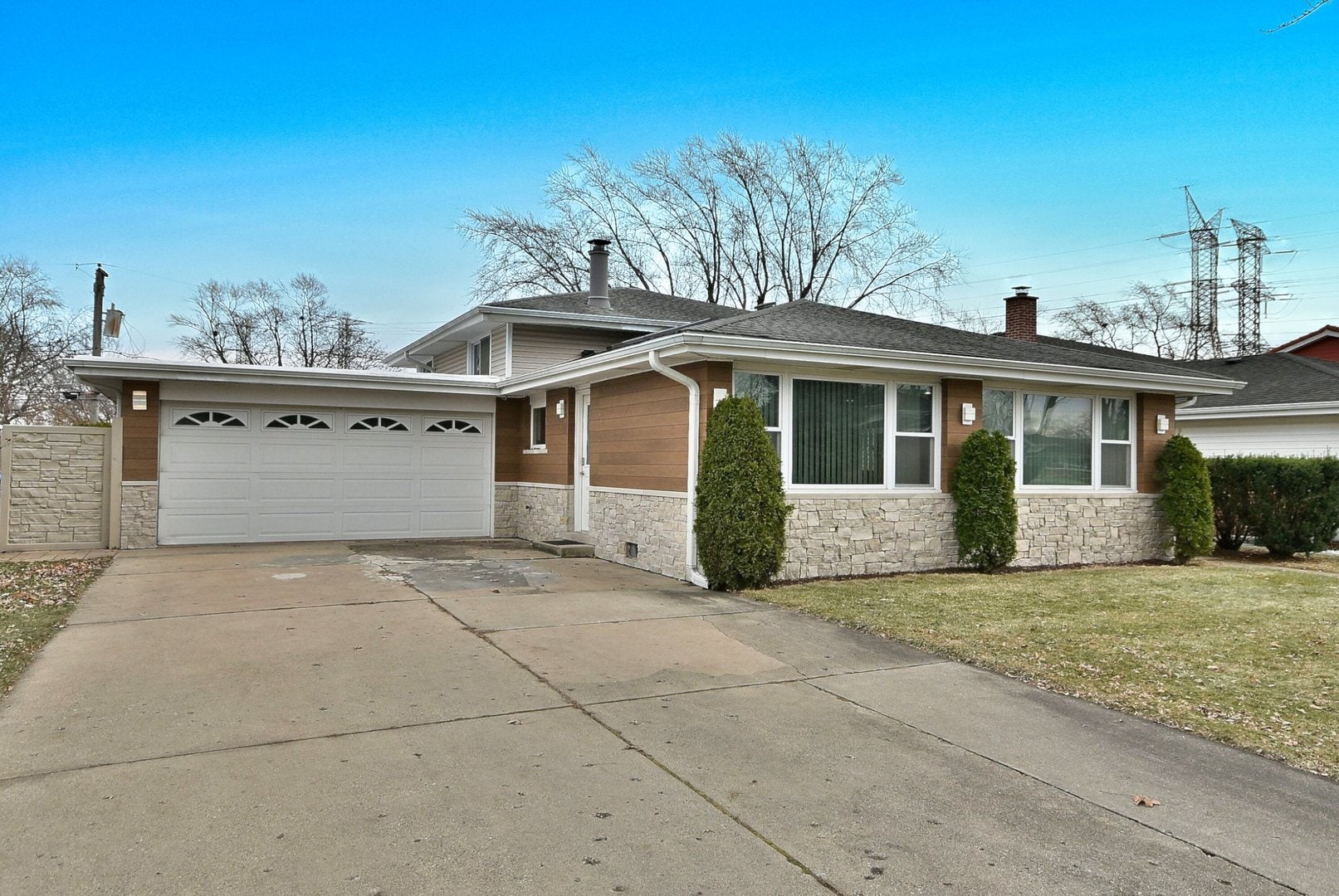 575 Bedford Lane