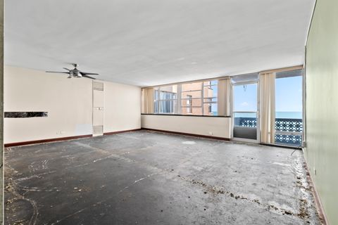 Tiny photo for 6301 N Sheridan Road #3R, Chicago, IL 60660 (MLS # 12434953)