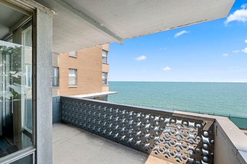 Tiny photo for 6301 N Sheridan Road #3R, Chicago, IL 60660 (MLS # 12434953)