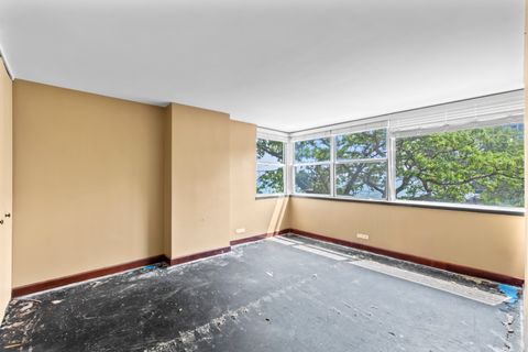 Tiny photo for 6301 N Sheridan Road #3R, Chicago, IL 60660 (MLS # 12434953)