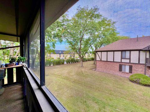 Tiny photo for 8246 Holly Court #D, Palos Hills, IL 60465 (MLS # 12490359)