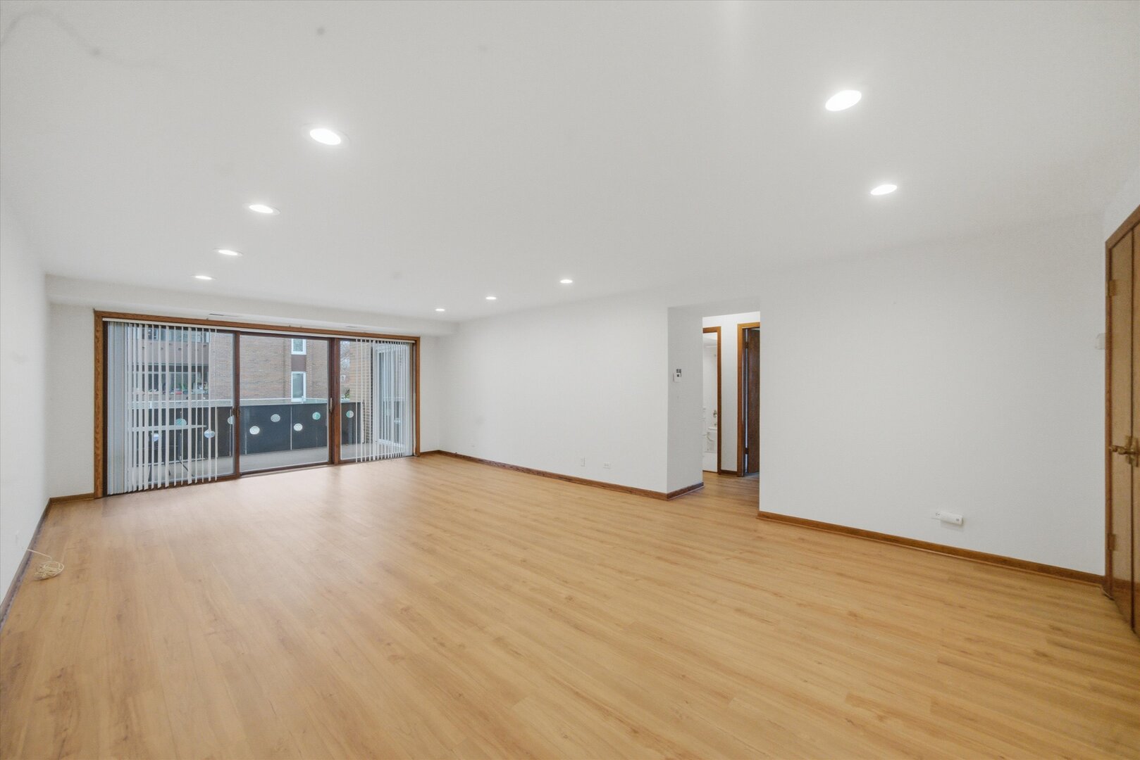 121 S Spruce Avenue 101