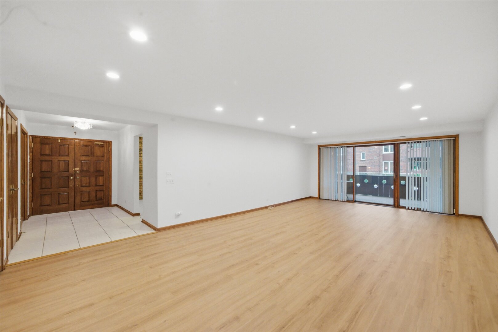 121 S Spruce Avenue 101