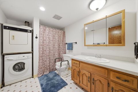 Tiny photo for 121 S Spruce Avenue #101, Wood Dale, IL 60191 (MLS # 12603141)