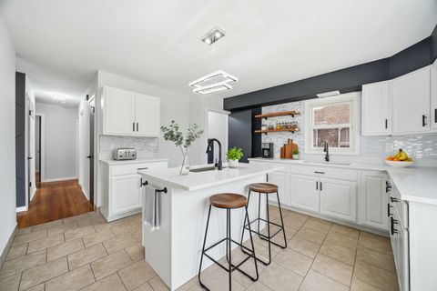 Tiny photo for 14921 Lincoln Avenue, Harvey, IL 60426 (MLS # 12505623)