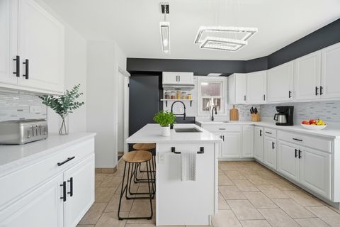 Tiny photo for 14921 Lincoln Avenue, Harvey, IL 60426 (MLS # 12505623)