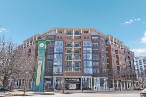 Photo of 437 W Division Street #310, Chicago, IL 60610 (MLS # 12604905)