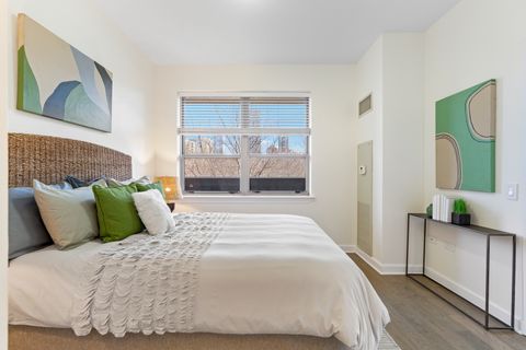 Tiny photo for 437 W Division Street #310, Chicago, IL 60610 (MLS # 12604905)