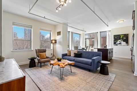 Tiny photo for 437 W Division Street #310, Chicago, IL 60610 (MLS # 12604905)
