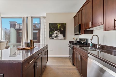 Tiny photo for 437 W Division Street #310, Chicago, IL 60610 (MLS # 12604905)