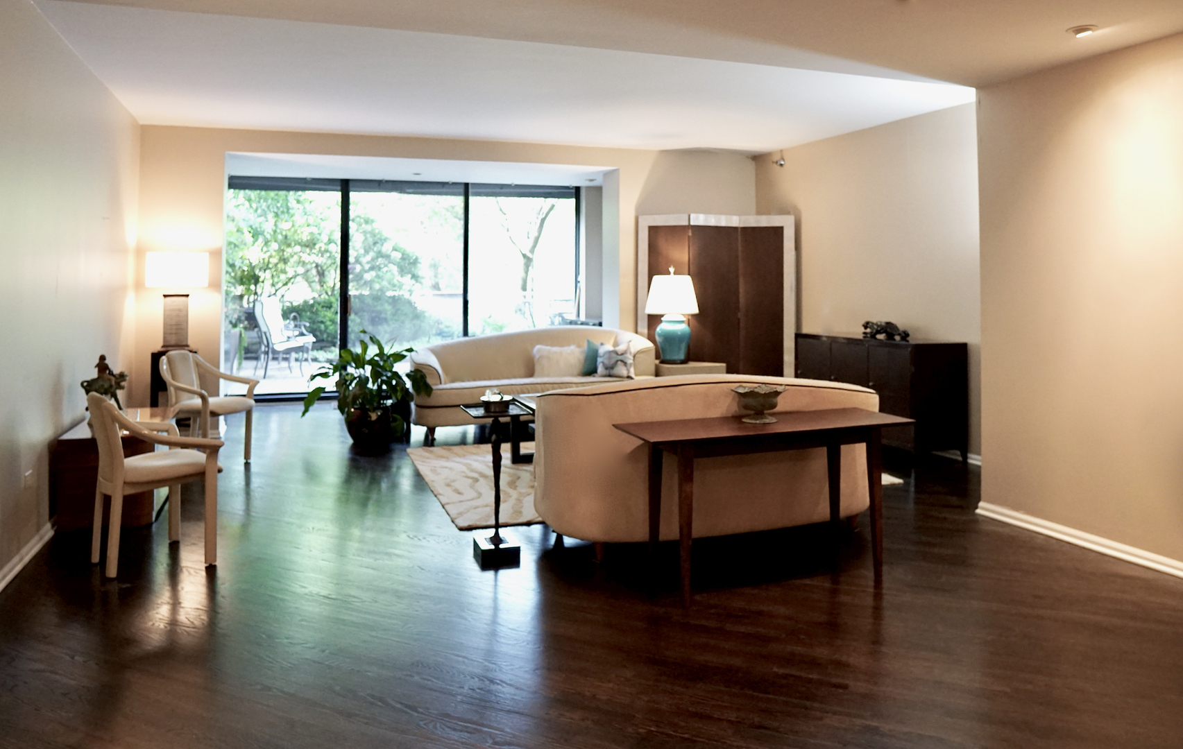 55 W Delaware Place 221