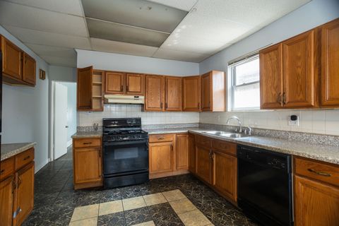 Tiny photo for 8018 S Bennett Avenue, Chicago, IL 60617 (MLS # 12600919)
