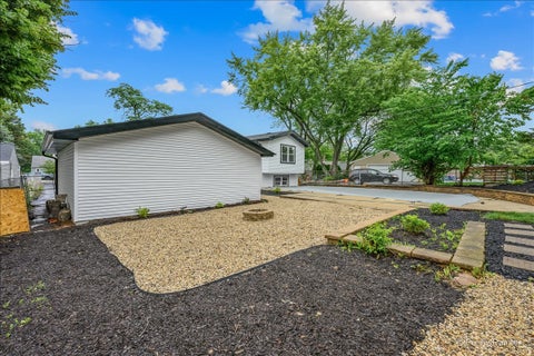Tiny photo for 18172 W Twin Lakes Boulevard, Grayslake, IL 60030 (MLS # 12704712)