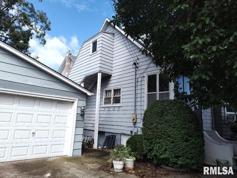 Tiny photo for 2035 Martin Luther King Jr Drive, Cairo, IL 62914 (MLS # EB459893)