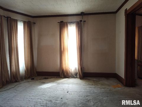 Tiny photo for 2035 Martin Luther King Jr Drive, Cairo, IL 62914 (MLS # EB459893)