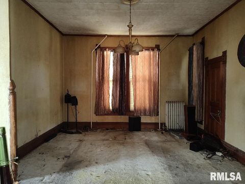 Tiny photo for 2035 Martin Luther King Jr Drive, Cairo, IL 62914 (MLS # EB459893)