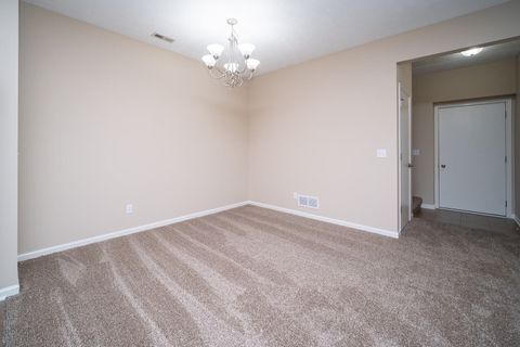 Tiny photo for 585 CLAYTON Circle #C, Sycamore, IL 60178 (MLS # 12505429)