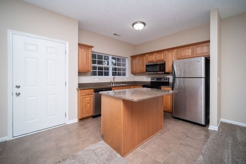 Tiny photo for 585 CLAYTON Circle #C, Sycamore, IL 60178 (MLS # 12505429)