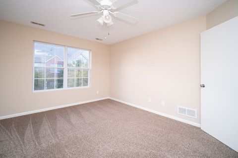 Tiny photo for 585 CLAYTON Circle #C, Sycamore, IL 60178 (MLS # 12505429)