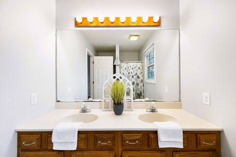 Tiny photo for 9 Blue Lake Court, Bloomington, IL 61704 (MLS # 12538200)