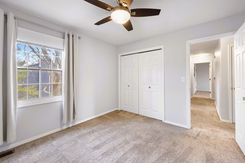 Tiny photo for 9 Blue Lake Court, Bloomington, IL 61704 (MLS # 12538200)