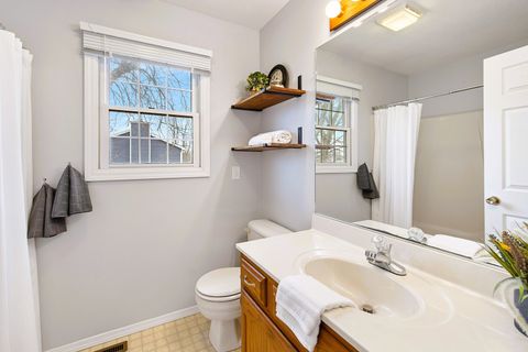 Tiny photo for 9 Blue Lake Court, Bloomington, IL 61704 (MLS # 12538200)