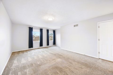 Tiny photo for 9 Blue Lake Court, Bloomington, IL 61704 (MLS # 12538200)