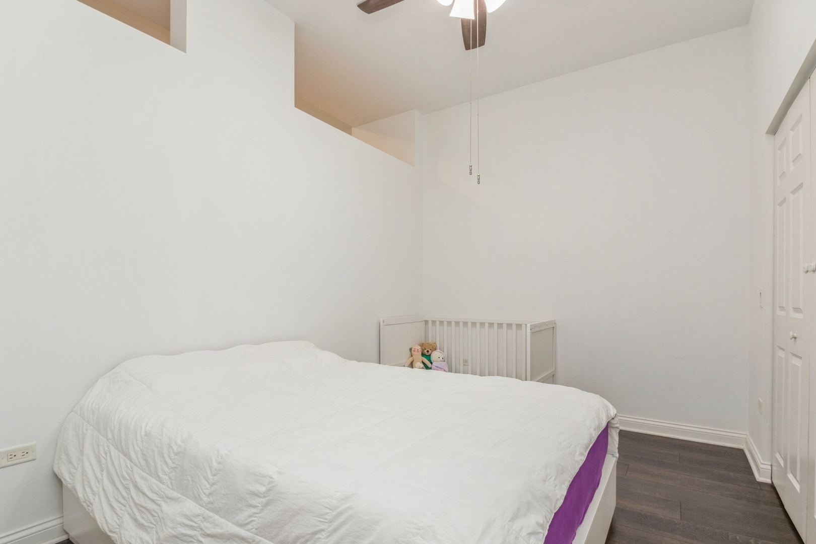8 W Monroe Street 1005
