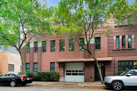 Photo of 1235 W George Street #106, Chicago, IL 60657 (MLS # 12763591)