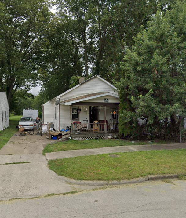 1135 E Locust Street