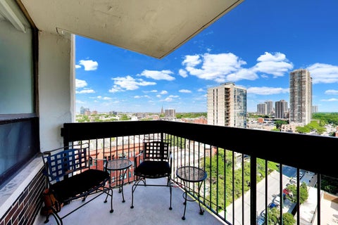 Tiny photo for 1460 N Sandburg Terrace #1412A, Chicago, IL 60610 (MLS # 12718745)