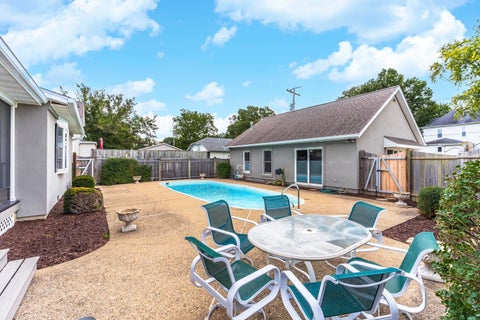 Tiny photo for 204 W Washington Street, Carlock, IL 61725 (MLS # 12740794)